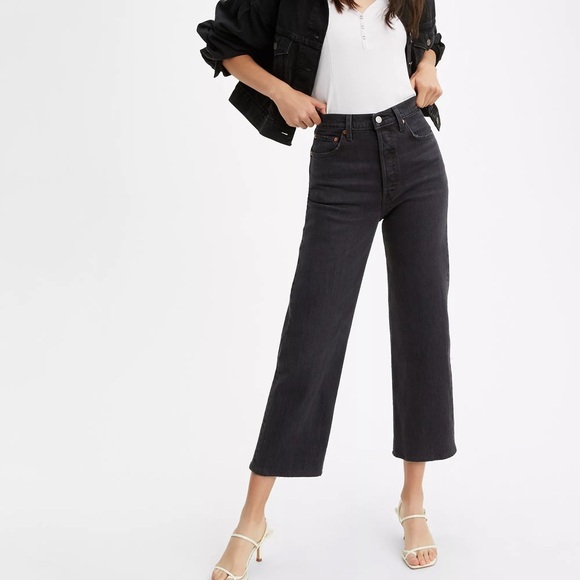 Levi's Women's Ribcage Straight Ankle Jeans- Size 25 - Picture 1 of 14